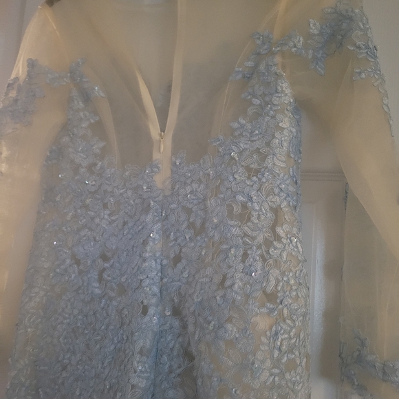 Stunning Cocktail dress - Picture 2 of 3